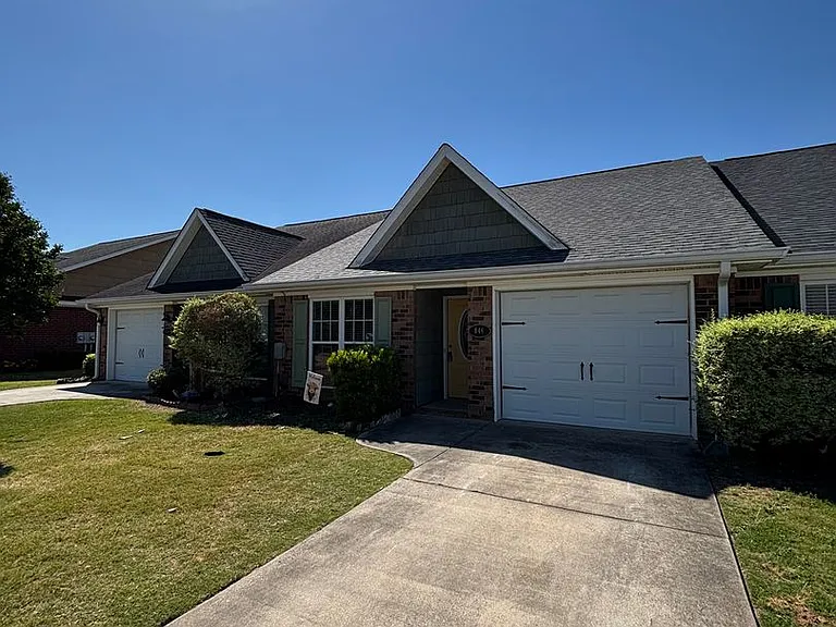 846 Bryan Cir — Photo 1