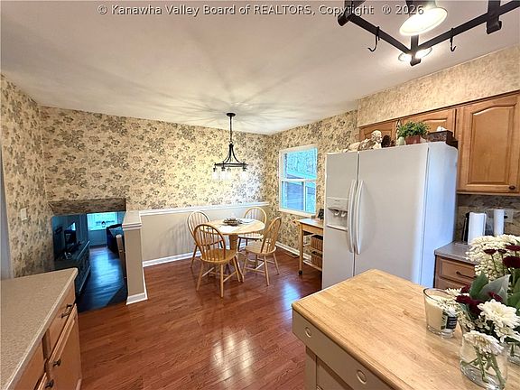 5th image of 5012 Dempsey Dr