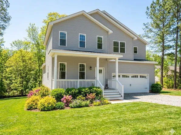 128 Portside Ln, Bracey, VA 23919