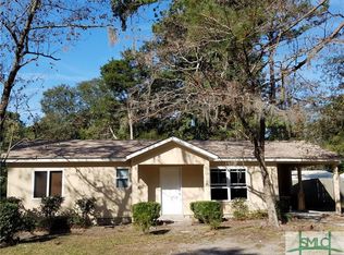 3 Lawrence Dr, Savannah, GA 31406