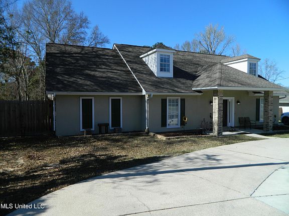 3rd image of 87129 Golf Club Dr