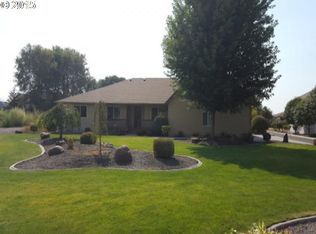 1042 SE 9th St, Hermiston, OR 97838