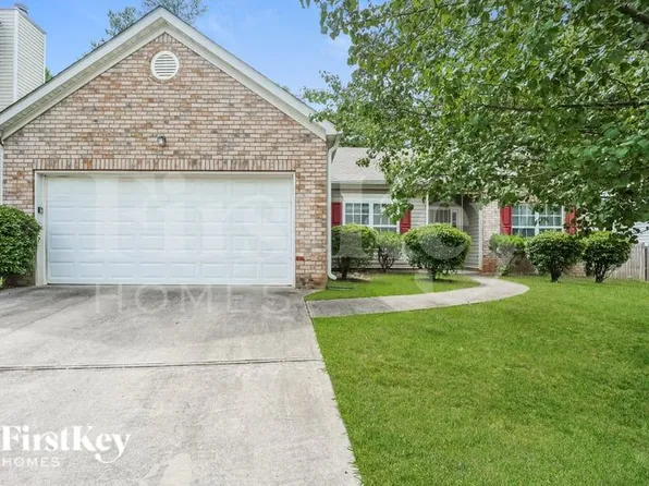 5713 Old Carriage Dr, Atlanta, GA 30349