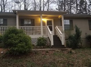 4238 Friar Tuck Ln, Buford, GA 30519