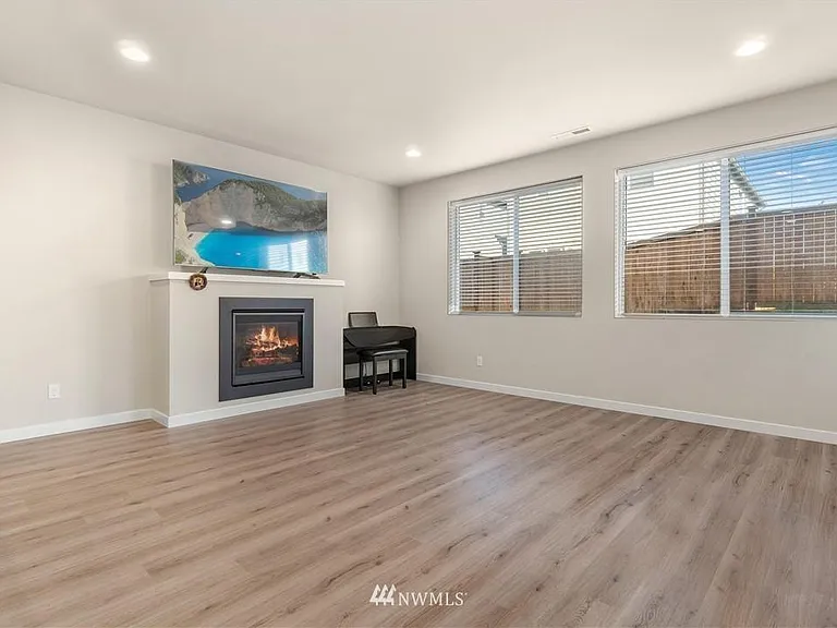 7810 21st Ave SE — Photo 6