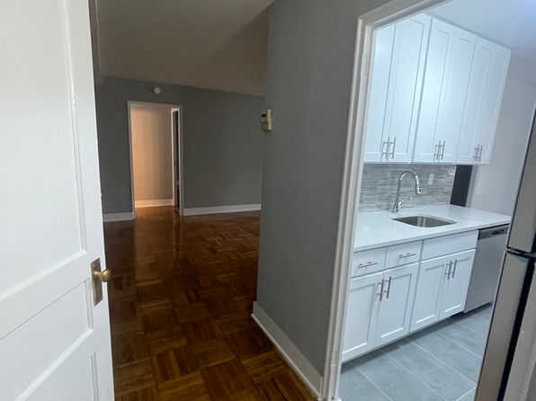 (undisclosed Address)