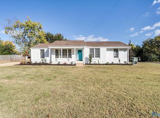 2514 Gunnison Ln NW, Huntsville, AL 35810