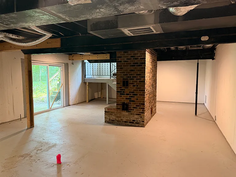 1206 Tree Top Ln #B — Photo 4