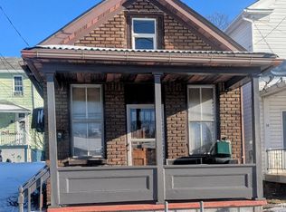 32 McCulloh St, Frostburg, MD 21532