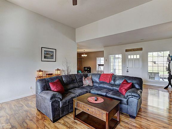 5th image of 13645 Lake Wildwood Dr