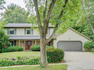 210 Shiloh Dr, Madison, WI 53705