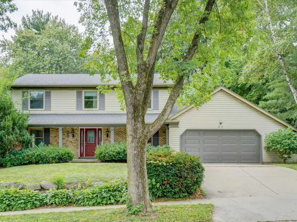 210 Shiloh Dr, Madison, WI 53705