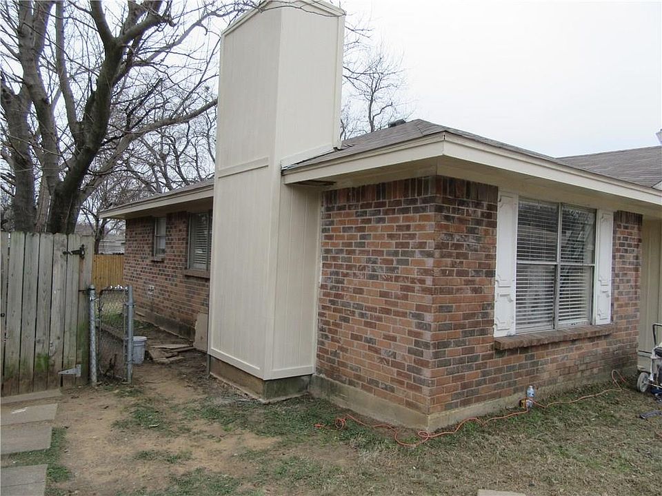 1st image of 1614 Windsong Ln