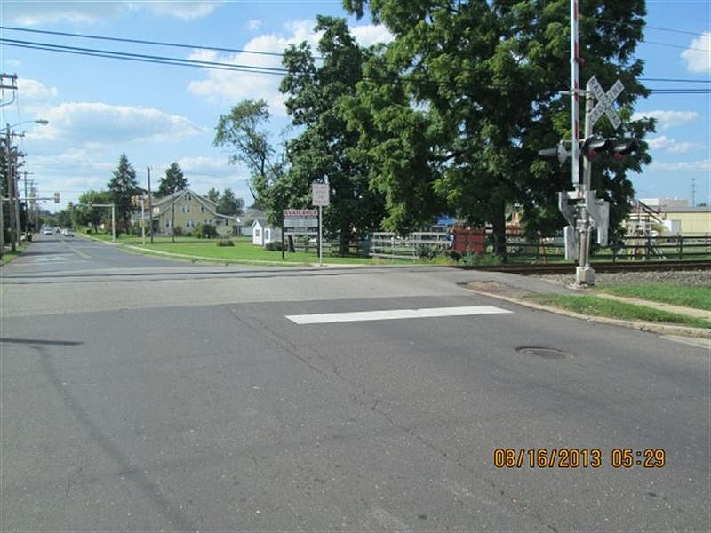 2nd image of 134 W 7th St