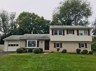 604 Henry St, Mechanicsburg, PA 17055