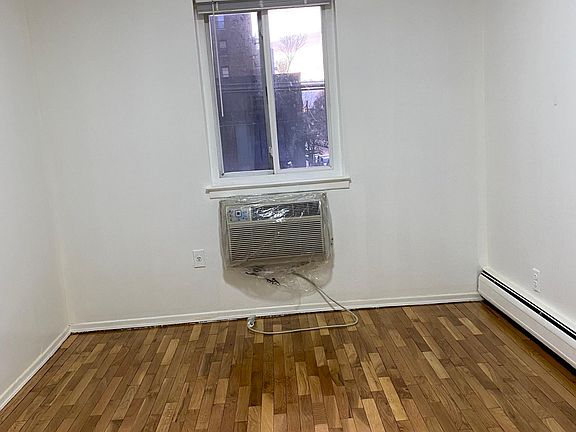 5th image of 3503 146th St Floor 1