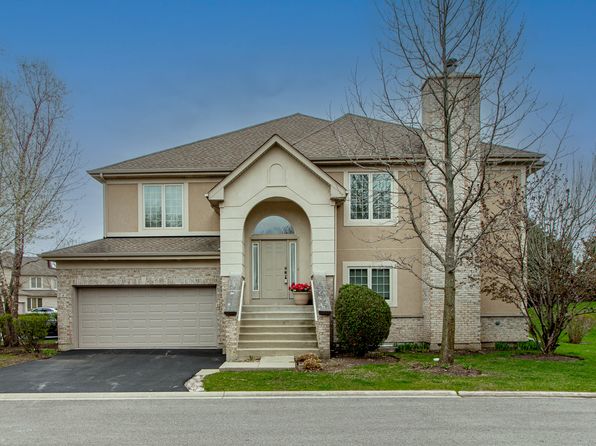 6 Beaconsfield Ct