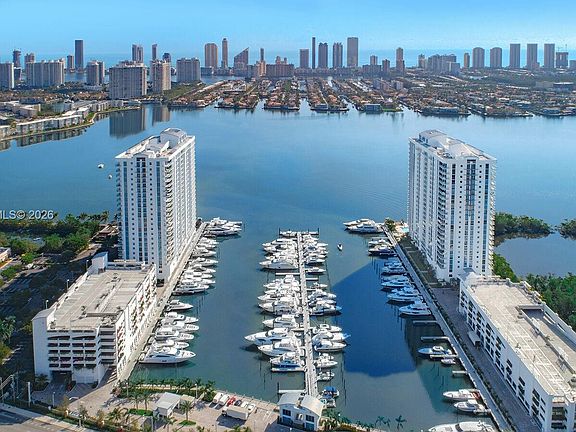 2nd image of 17211 Biscayne Blvd #78