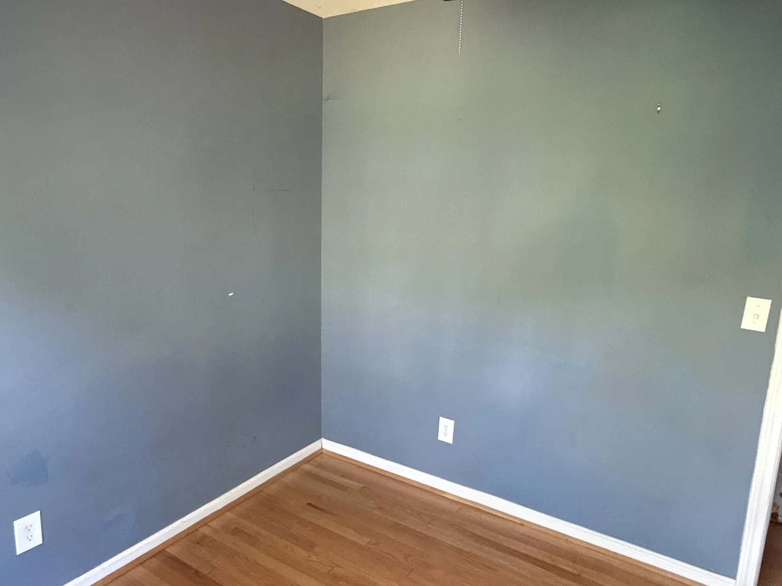 4 bed, 2484 sqft, $800 — Photo 2
