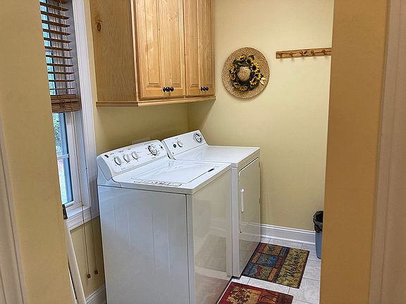 3rd image of 4730 Ibis Cir SW