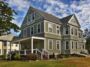 16 Hillside Ave #1, Amesbury, MA 01913