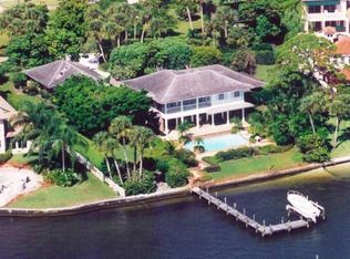 24 Yacht Club Pl, Tequesta, FL 33469