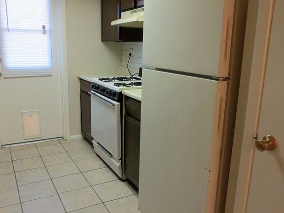 5th image of 1950 W Aster Dr APT B3