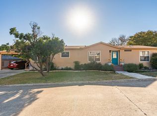 305 Scrub Oak St, Ingram, TX 78025