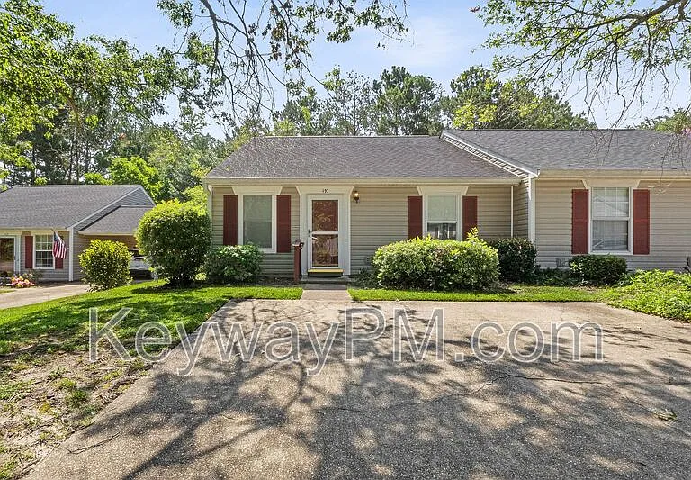 410 Tracewood Pl — Photo 1