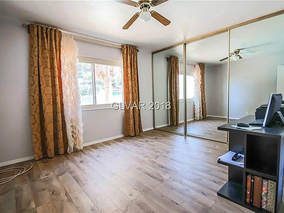 4th image of 4186 Aspen St