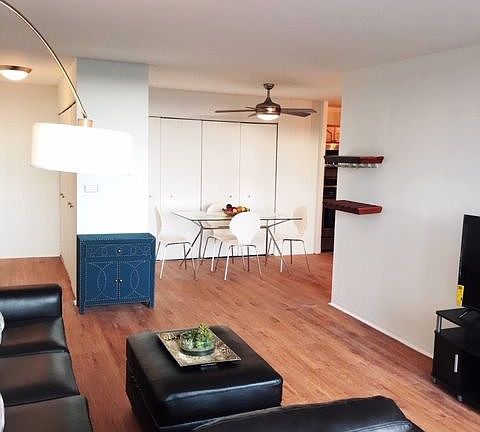 3rd image of 2740 N Pine Grove Ave APT 9H