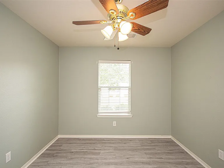 21030 Aldens Oak — Photo 14