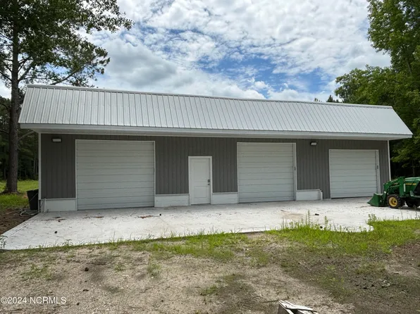 3417 Wharton Station Road, Washington, NC 27889