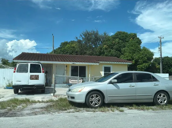 1801 NW 83rd Ter, Miami, FL 33147