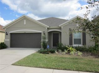2718 Winglewood Cir, Lutz, FL 33558