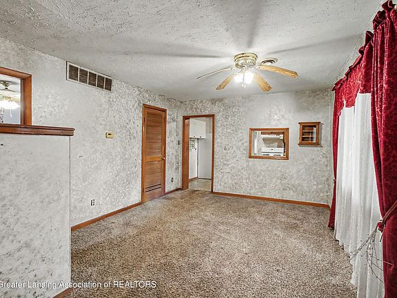 5th image of 1220 N Edgar Rd