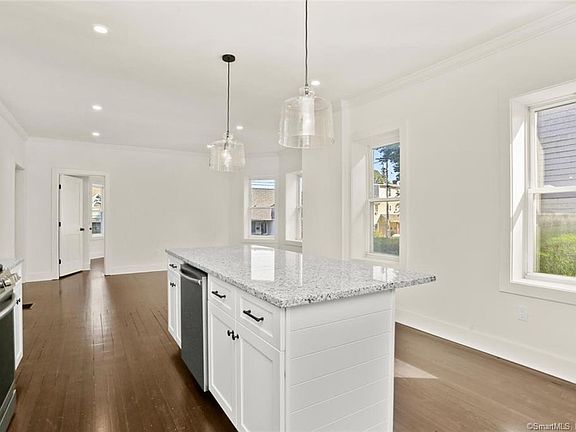 5th image of 28 Congress Ave #C