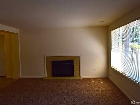 5th image of 16351 Ashworth Ave N