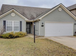 703 Yalow Dr, Champaign, IL 61822