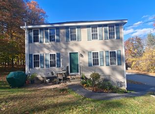23 Hartwell Brook Dr, Nashua, NH 03060