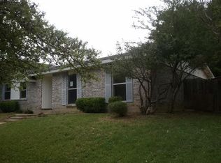 3317 Edelweiss Dr, Grand Prairie, TX 75052