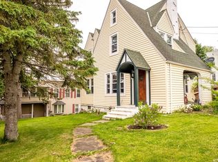 23 Thompson St, Catskill, NY 12414