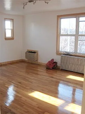 Rented by Aidonis Realty | media 3