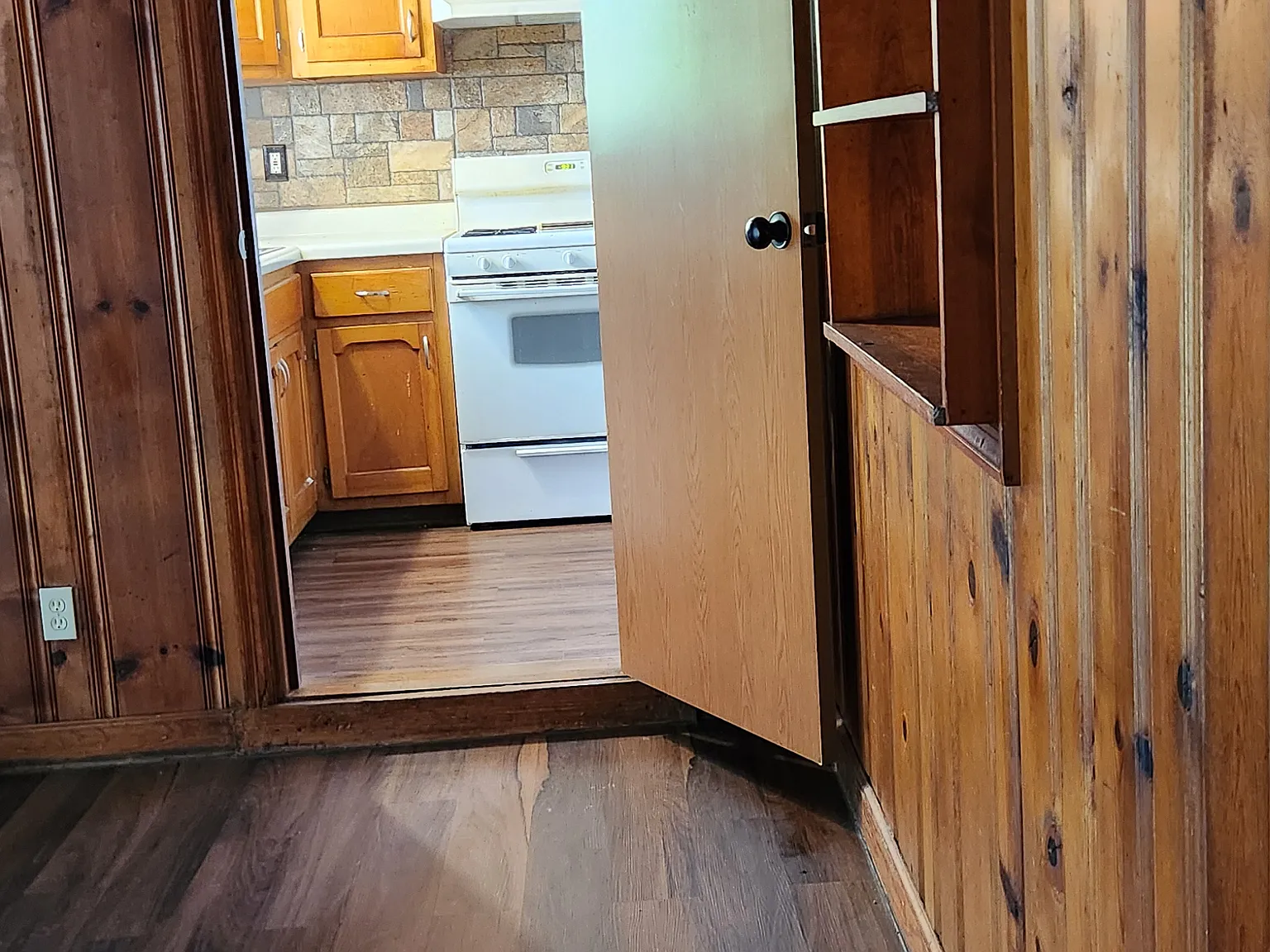 2 bed, 1117 sqft, $1,000 — Photo 4