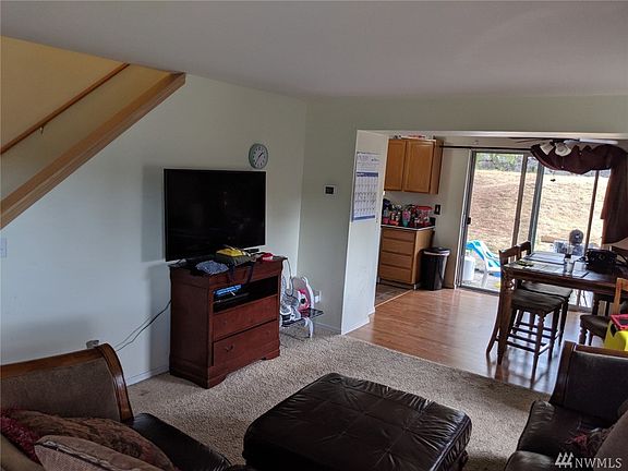 3rd image of 13015 8th Ave E