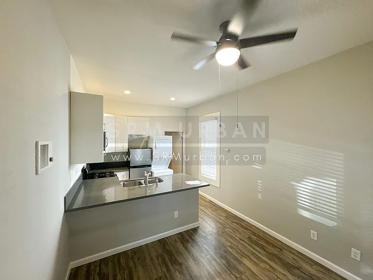 1708 State St — Photo 3