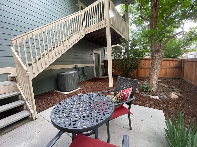 Private shaded back yard