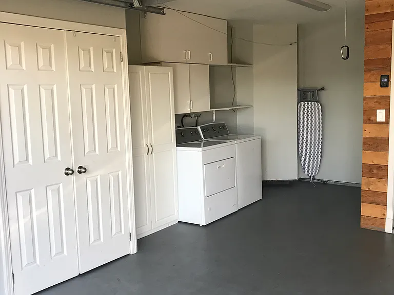 2108 Meadow View Pl — Photo 21