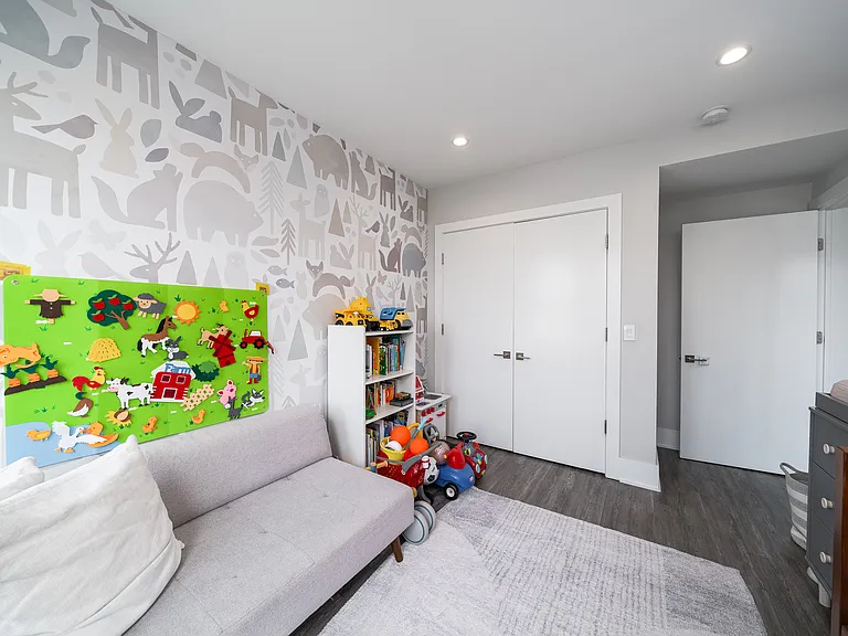 77 Madison St #3 — Photo 10