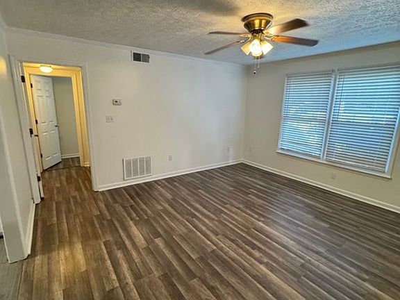 2nd image of 100 Barrington Dr